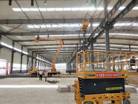 剪叉式高空作业平台案例